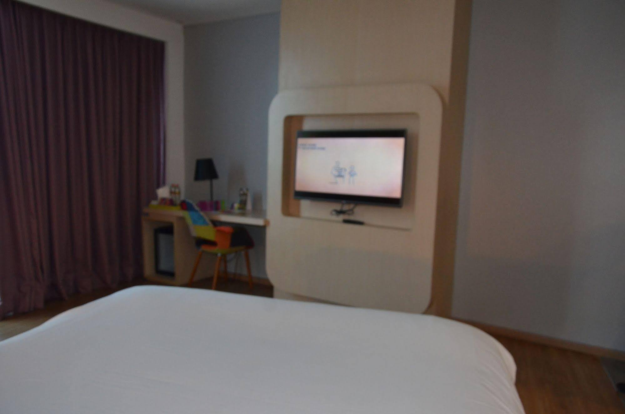 Ibis Styles Jakarta Airport Tangerang Extérieur photo