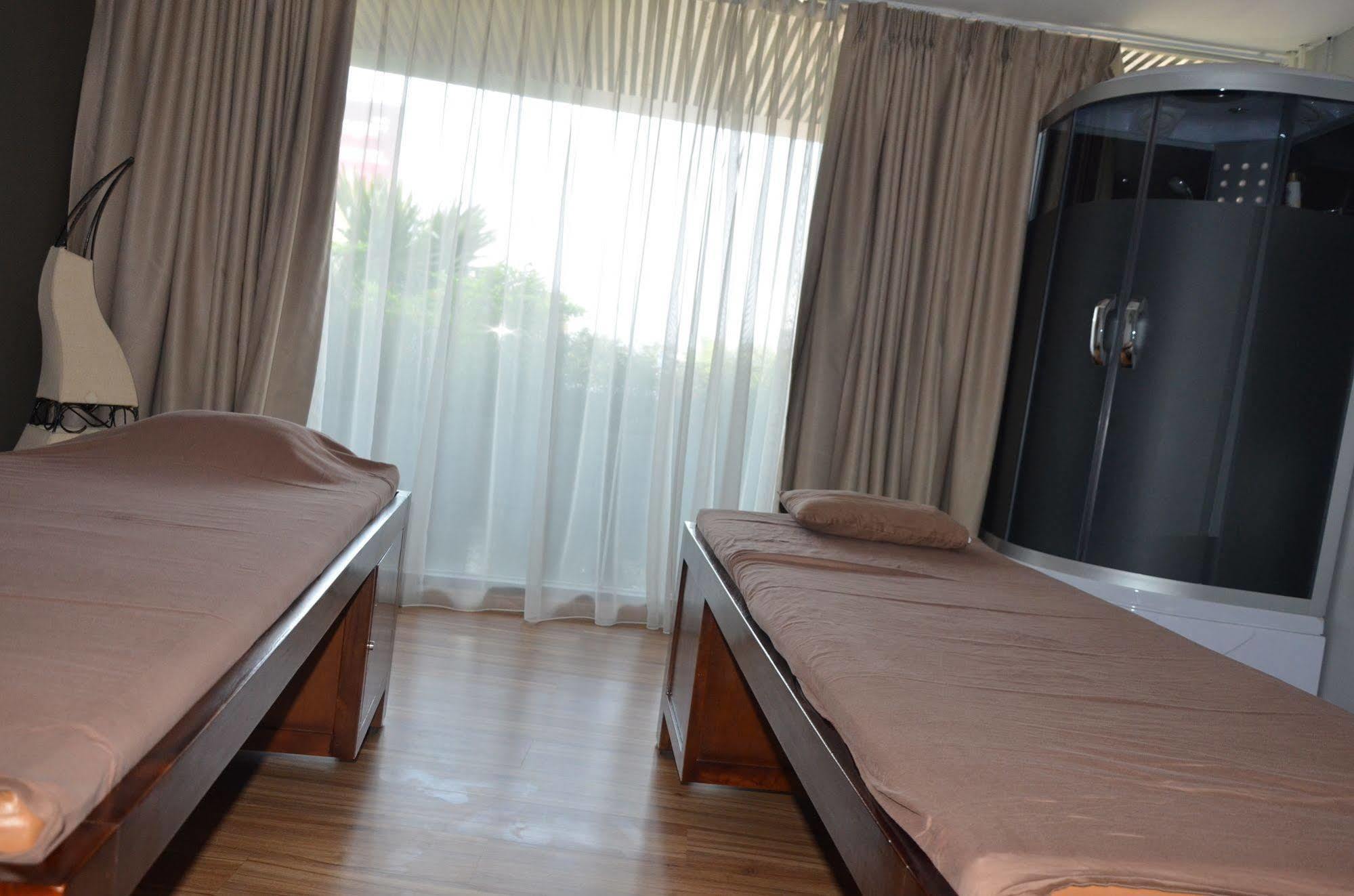 Ibis Styles Jakarta Airport Tangerang Extérieur photo